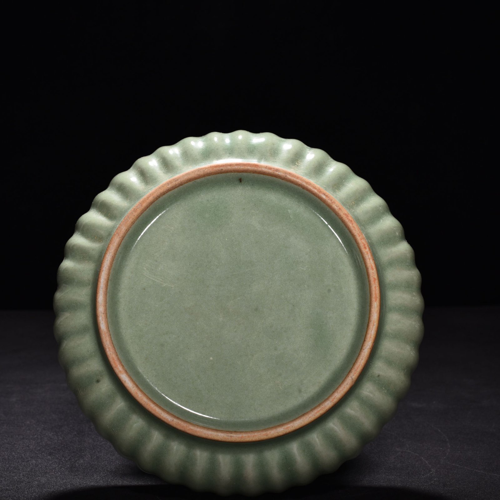 Song Dynasty plum celadon dragon wash