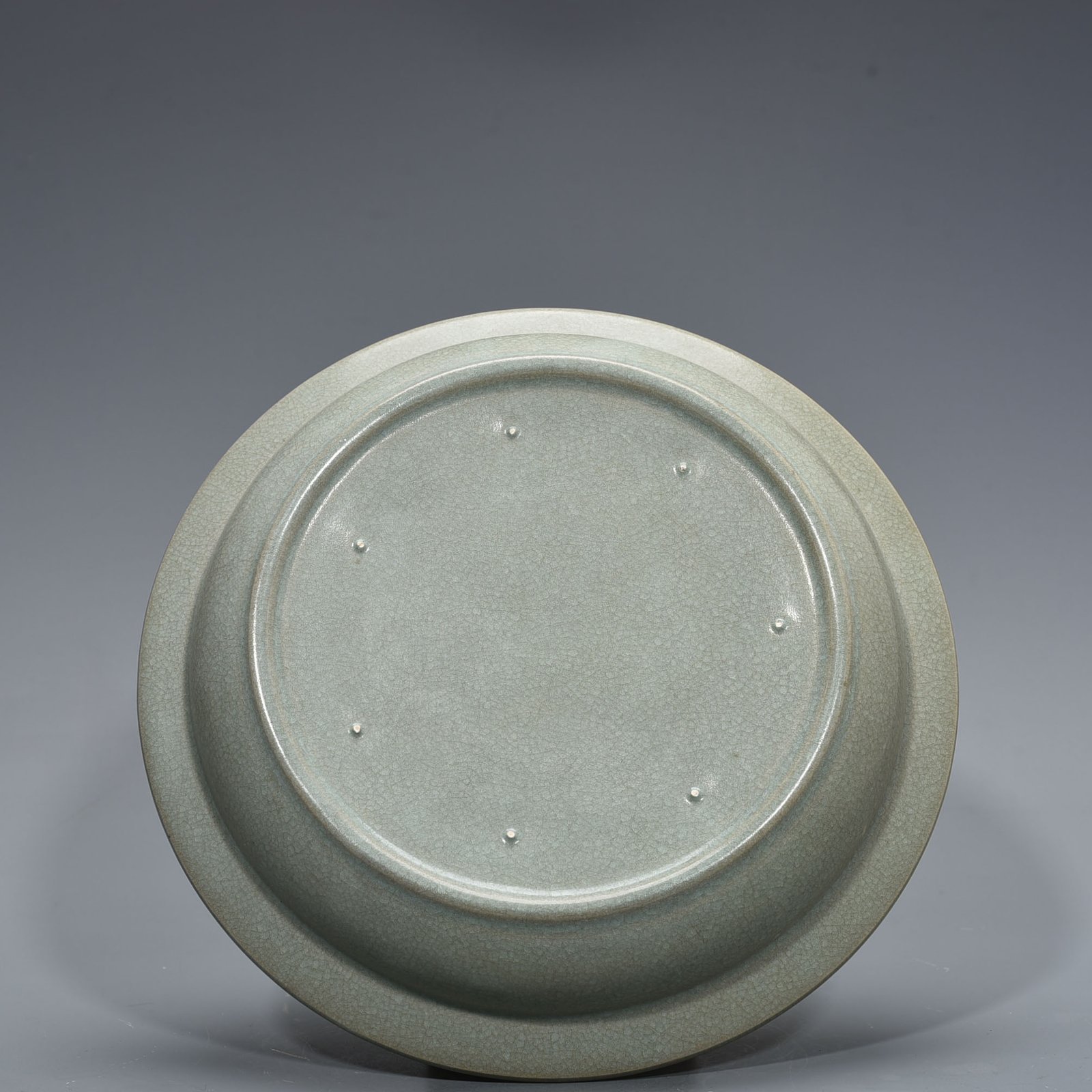 Song Dynasty Ru Kiln Ice Cracked Rim Washed Rim Plate