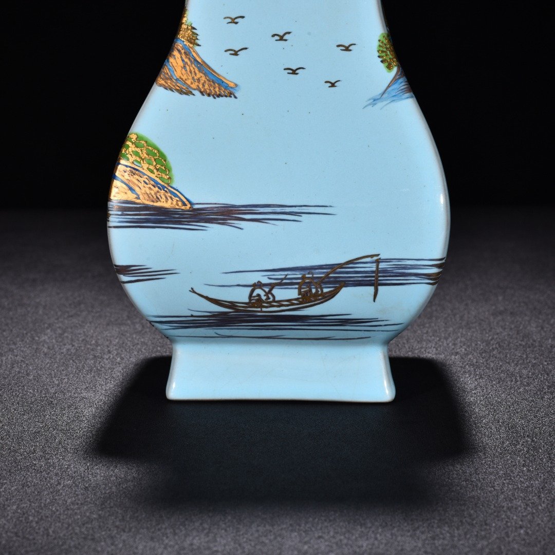Song Dynasty Ru kilnsky blue glaze gold landscape pattern square statue