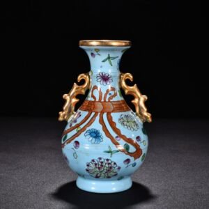 Song Dynasty Ru kiln sky blue glaze pastel gold flower pattern amphorae