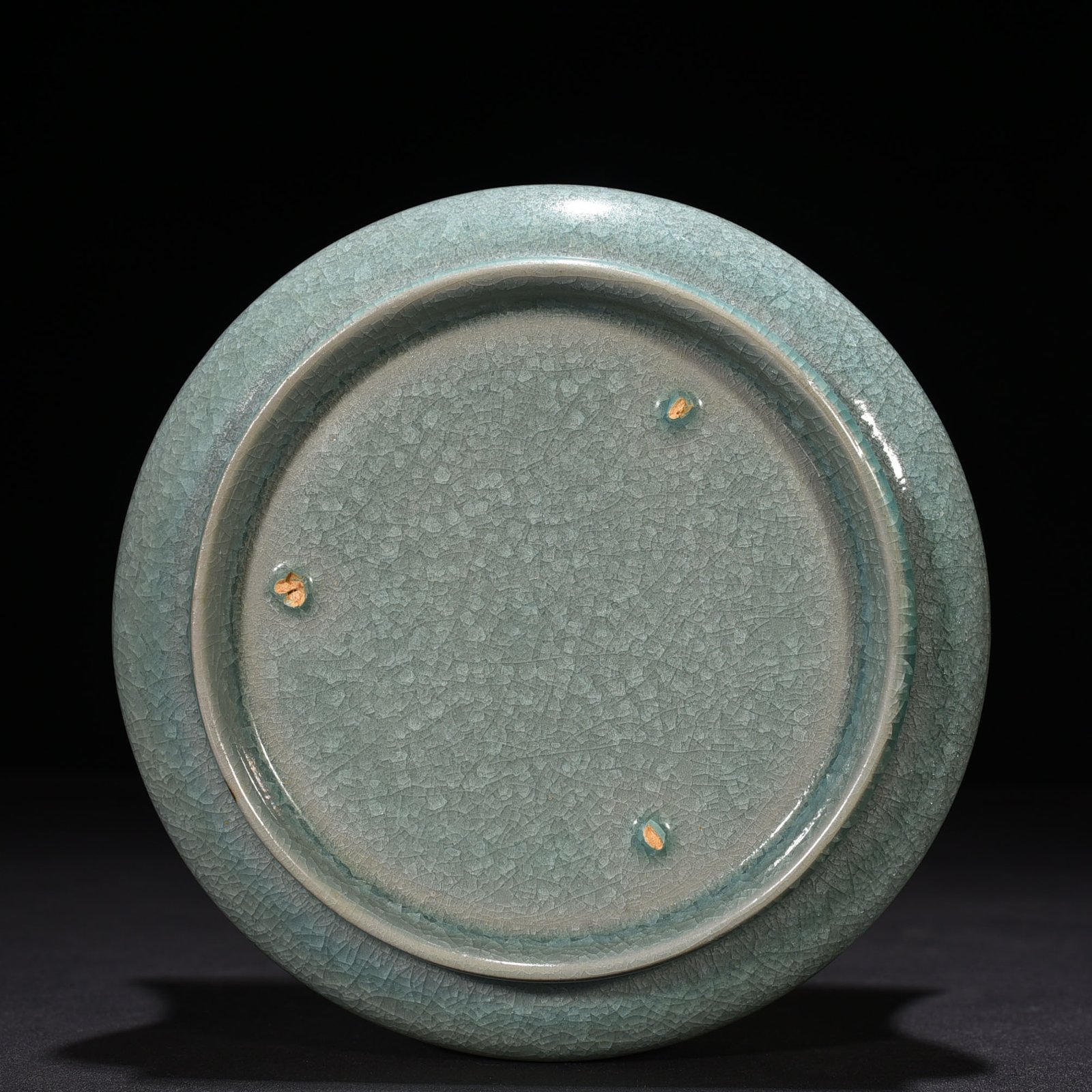 Song Dynasty Ru kiln azure glaze ice cracked slag bucket