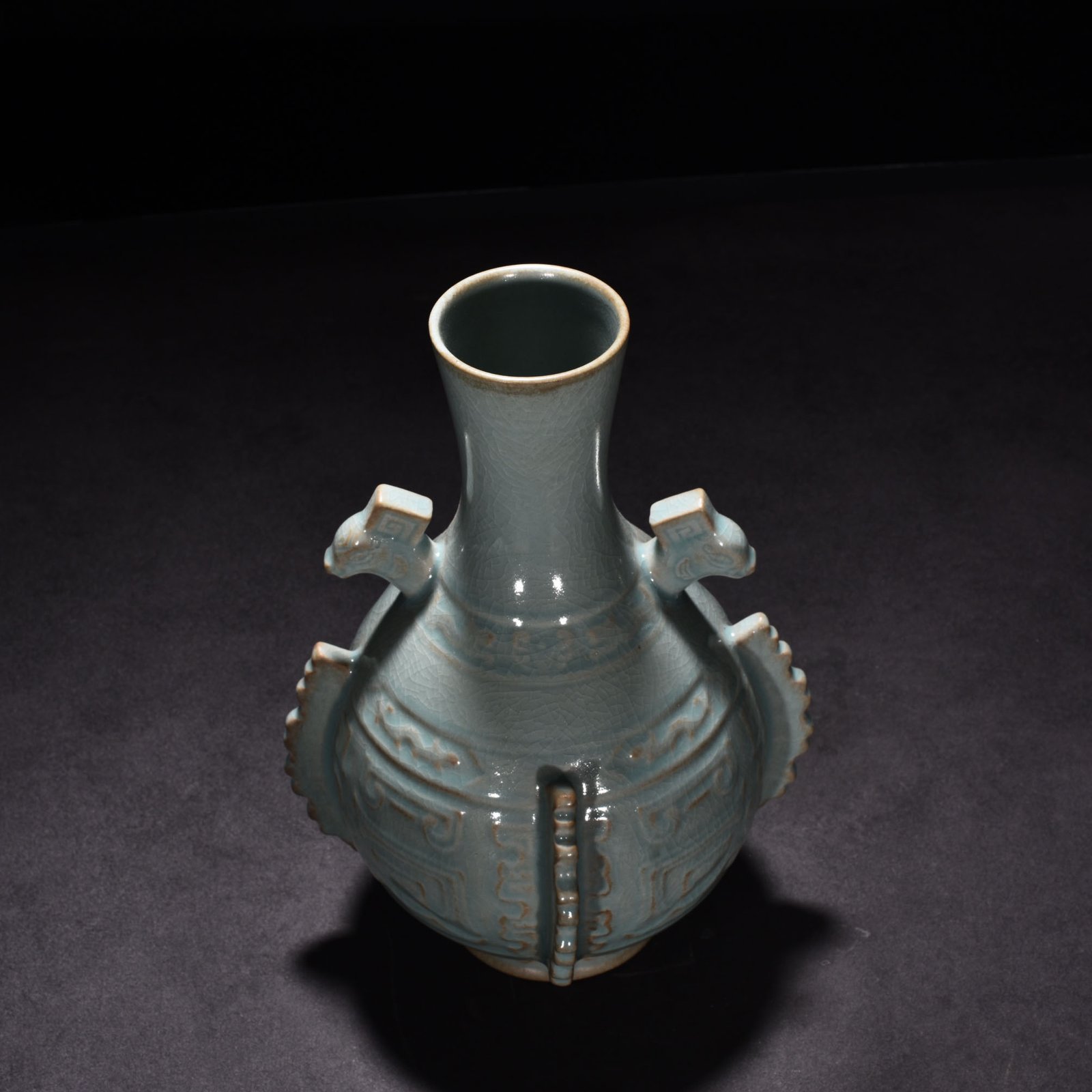 Song Dynasty Ru kiln azure glaze halberd vase