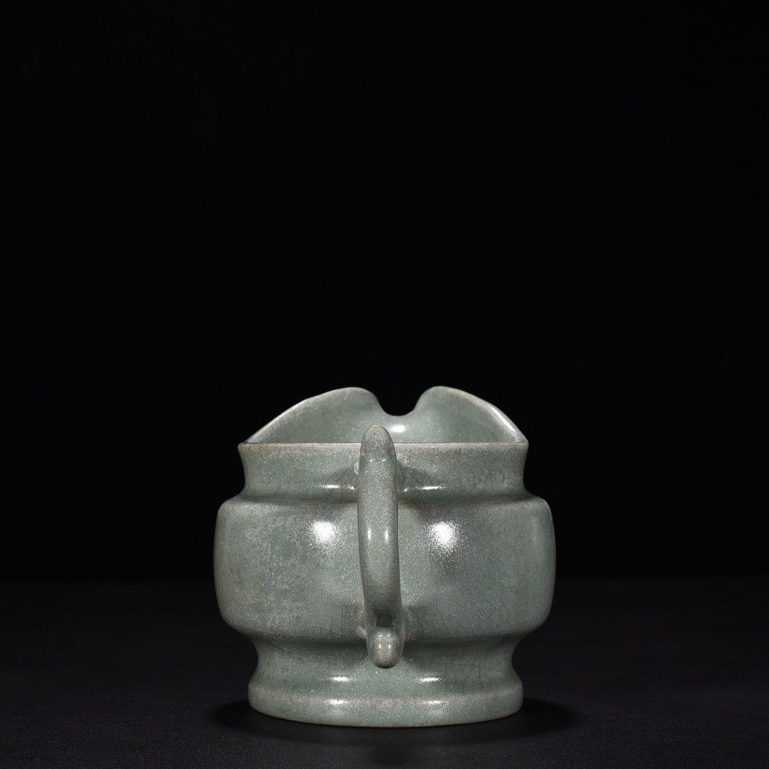 Song Dynasty Ru kiln azure glaze tea divider
