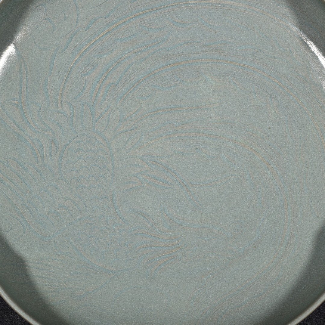 Song Dynasty Ru kiln azure glaze carved phoenix pattern sunflower mouth plate