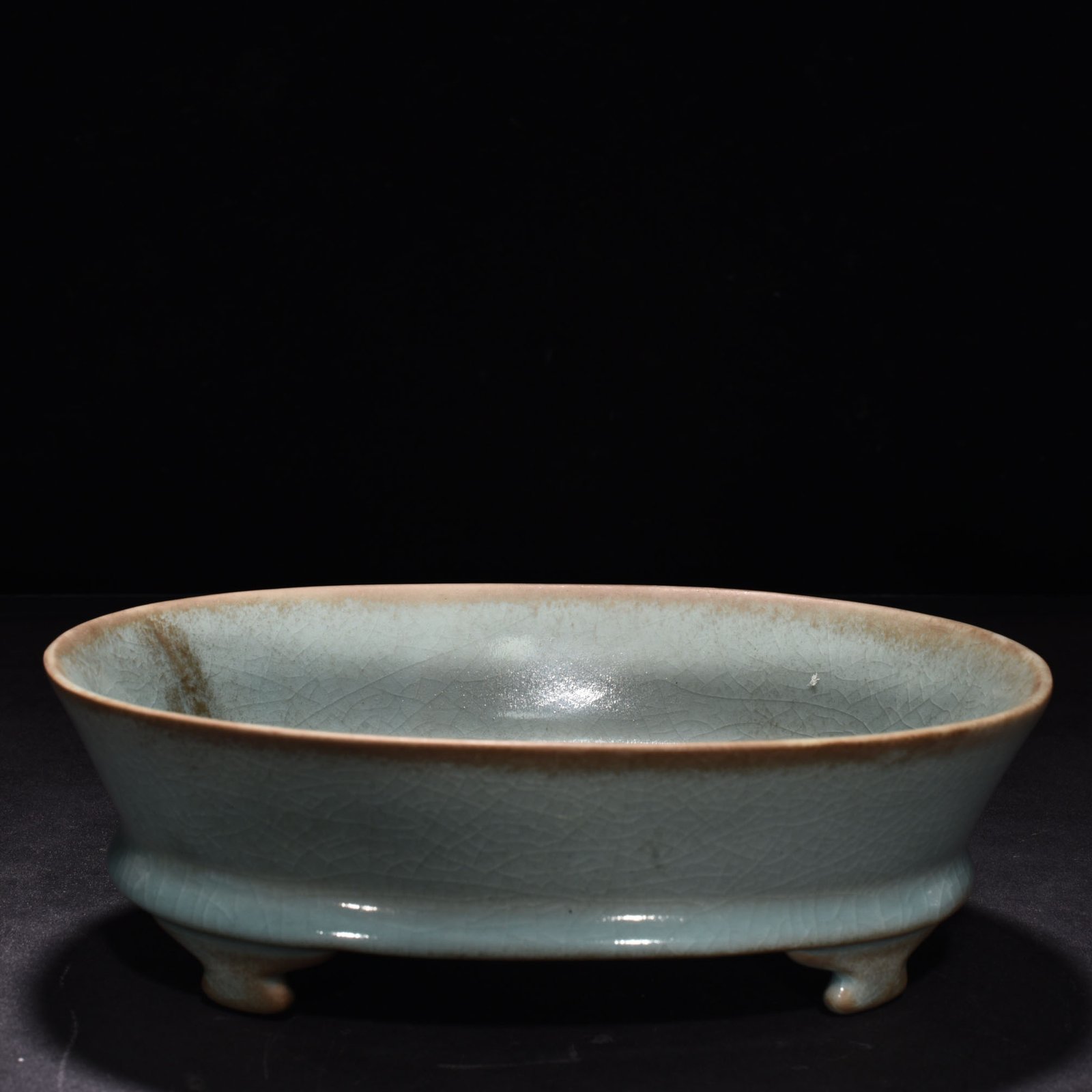 Song Dynasty Ru kiln azure glaze narcissus basin with engraved poetry and phoenix