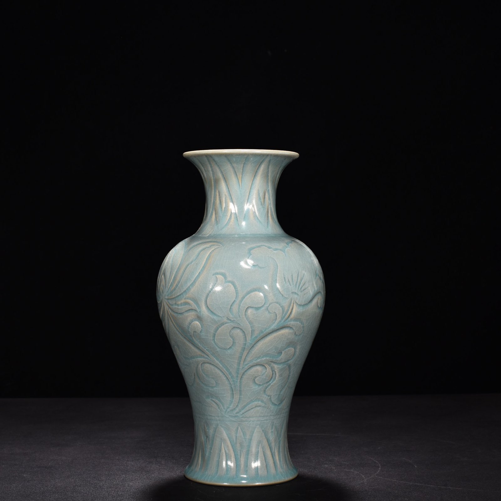 Song Dynasty Ru Kiln azure glaze carved Guanyin vase with mandarin duck
