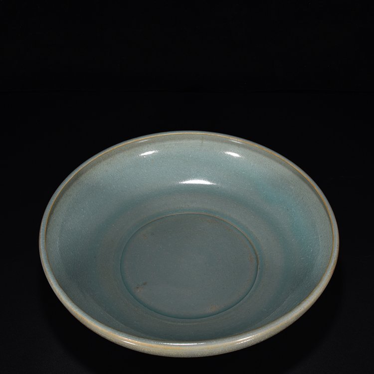 Song Dynasty Ru kiln azure glaze round wash
