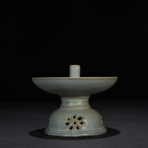 Song Dynasty Ru kiln azure glaze oil lamp