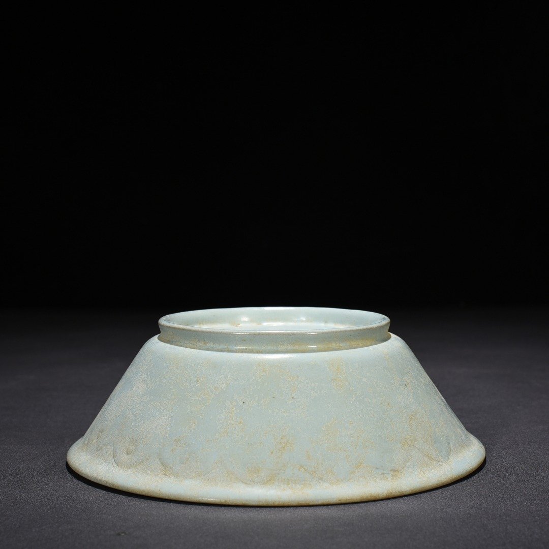 Song Dynasty Ru kiln azure glaze bowl