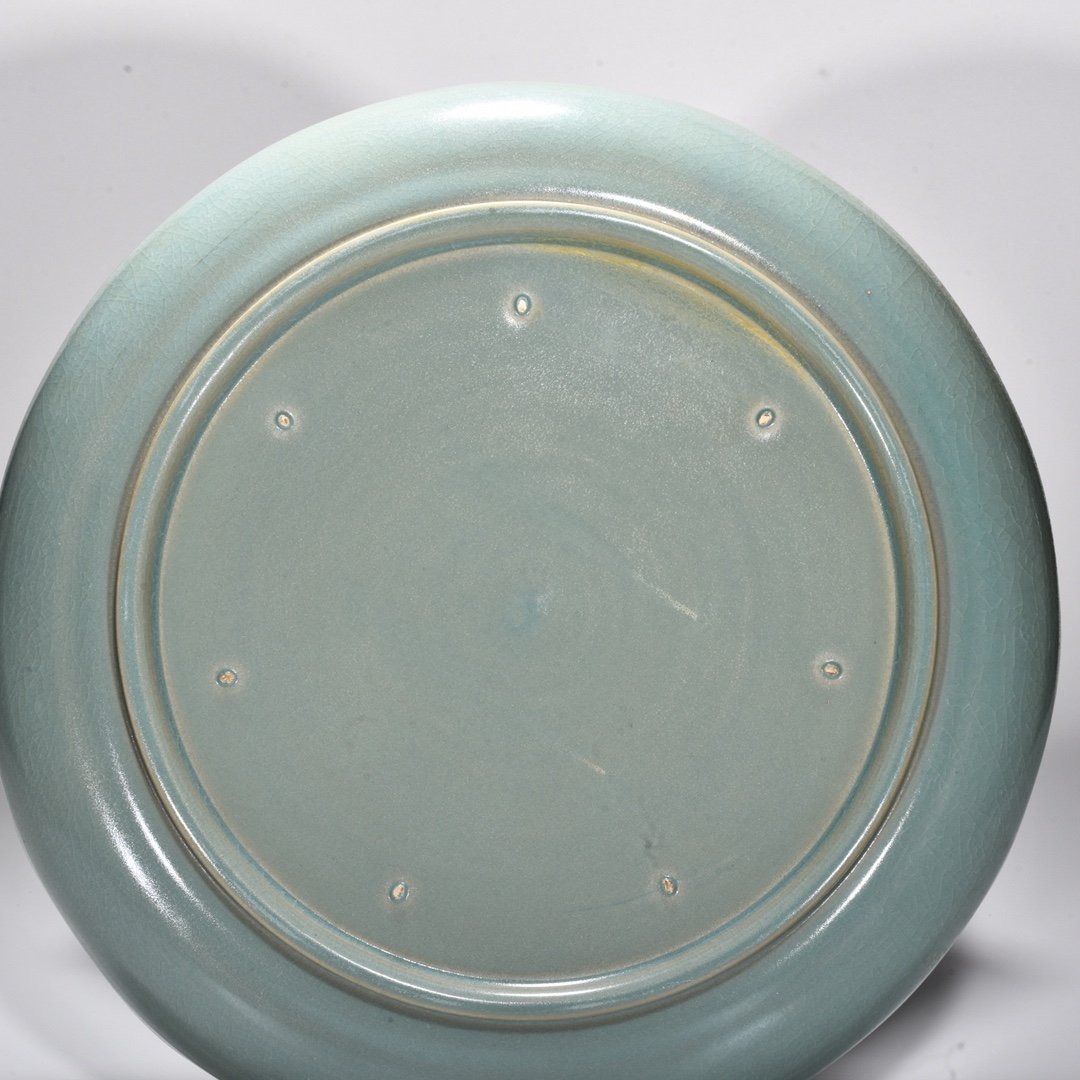 Song Dynasty Ru kilnazure-glazed sunflower-mouthed large dish