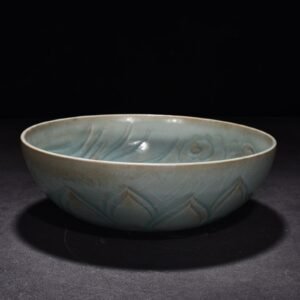 Song Dynasty Ru kiln azure glaze banana leaf and phoenix pattern bowl