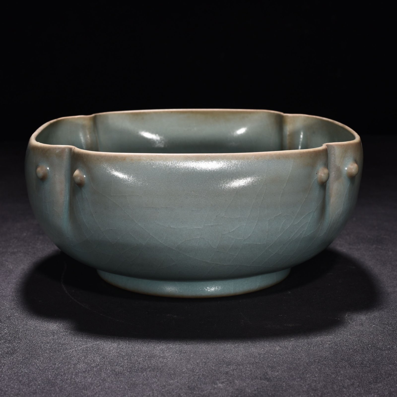 Song Dynasty Ru kiln azure glaze poetry drum nail sunflower mouth square bowl