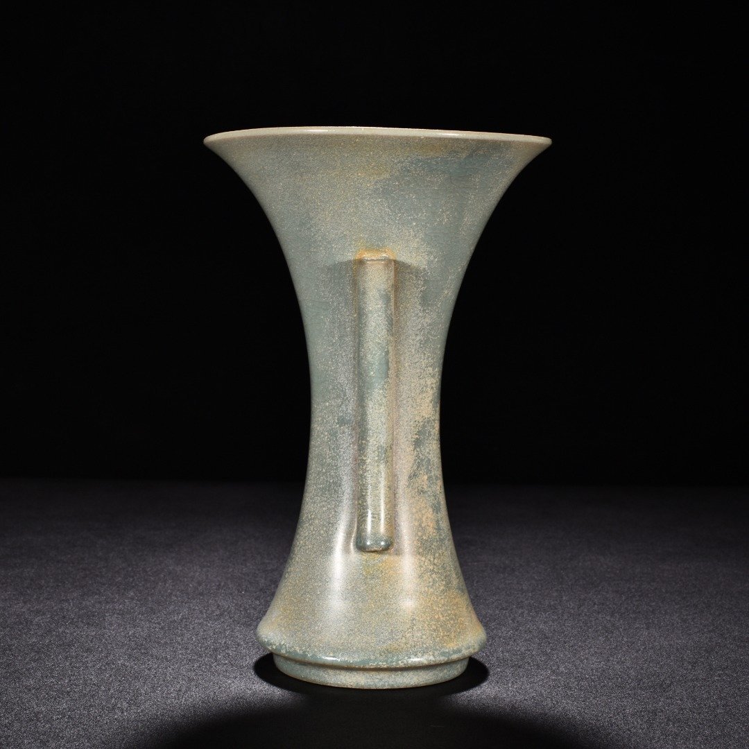 Song Dynasty Ru kiln azure glaze ear-shaped flower goblet