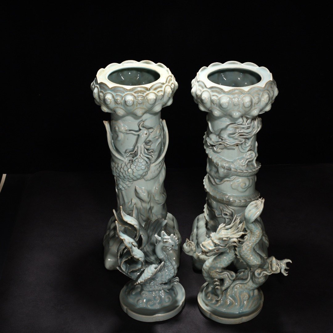 Song Dynasty Ru Kiln azure glaze dragon and phoenix pattern incense burner