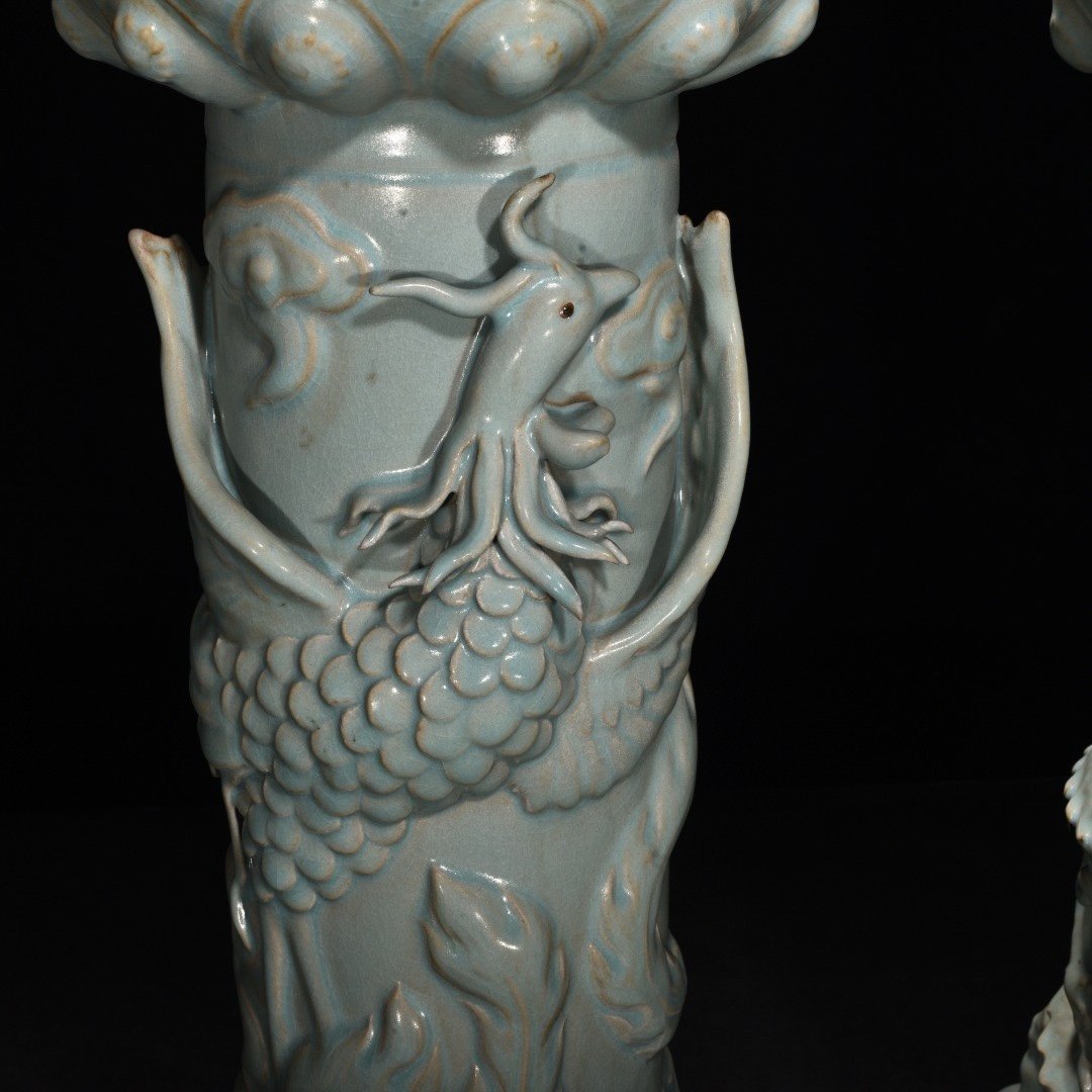 Song Dynasty Ru Kiln azure glaze dragon and phoenix pattern incense burner
