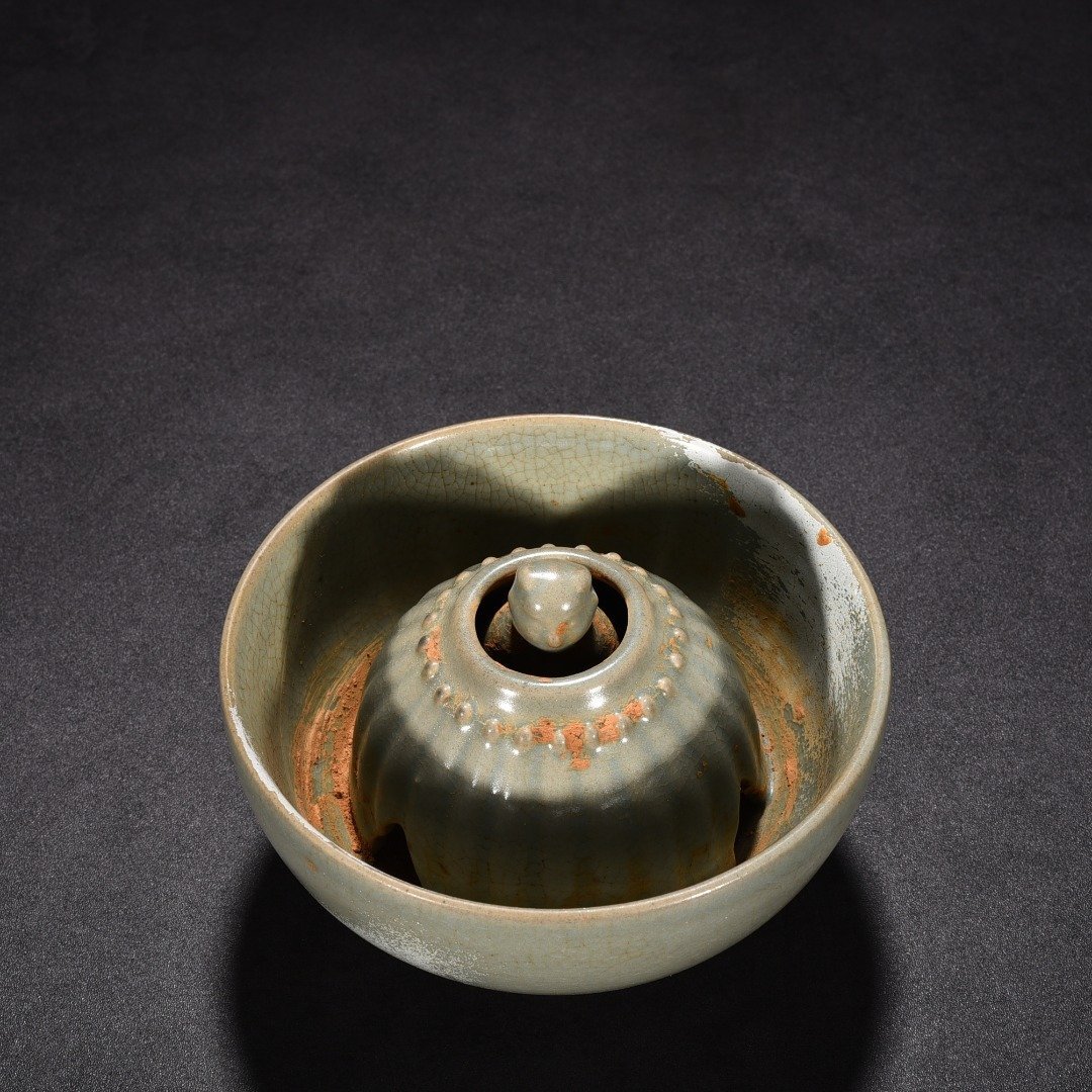 Song Dynasty Ru kiln gray celadon glazed justice cup