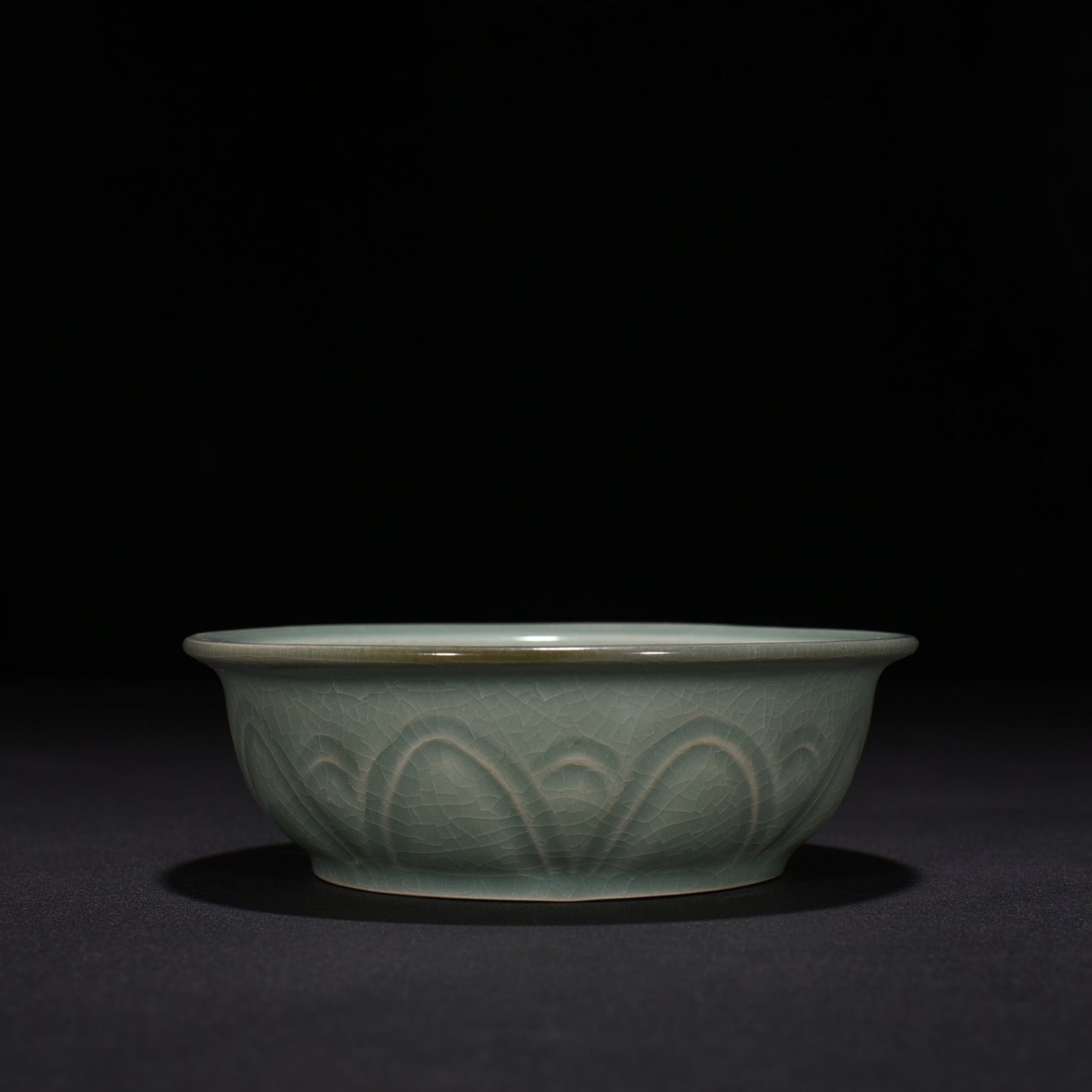 Song Dynasty Ru Kiln folded edge wash