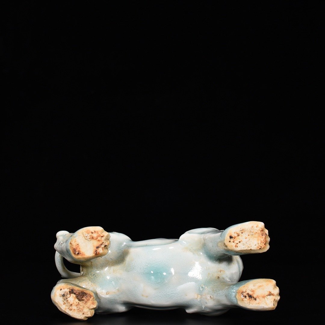 Song Dynasty Hutian Kiln Shadow Green Beast