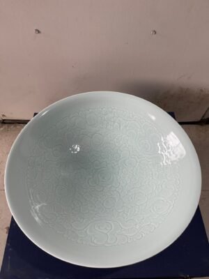 Song Dynasty Hutian kiln shadow celadon-glazed bamboo hat large bowl