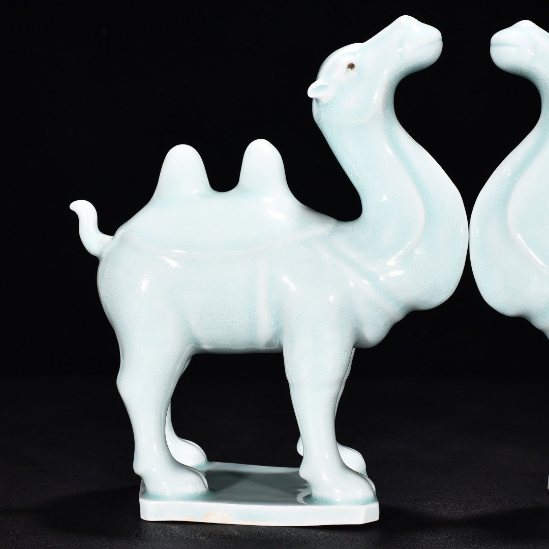 Song Dynasty Hutian Kiln Shadow Green Camel