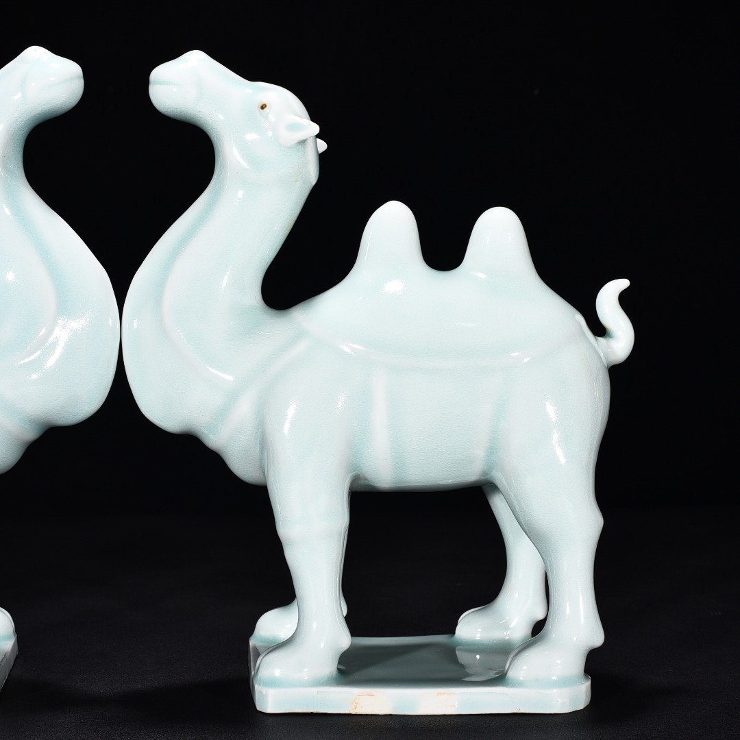 Song Dynasty Hutian Kiln Shadow Green Camel