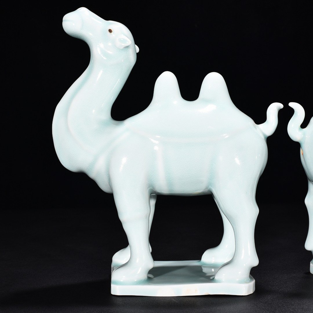 Song Dynasty Hutian Kiln Shadow Green Camel