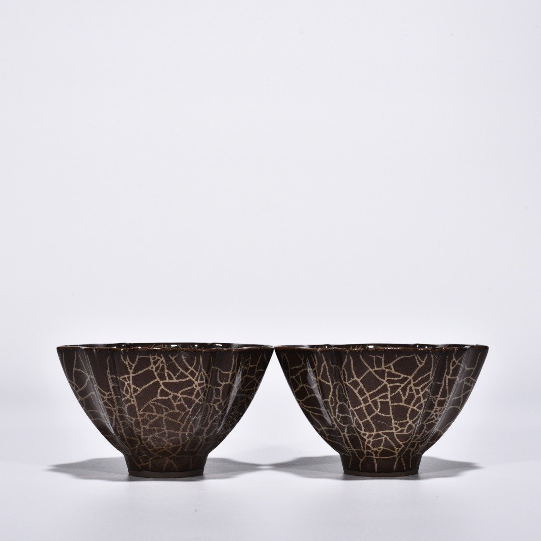 Song Dynasty Six-square cup with scraped edges  Xikou official kiln