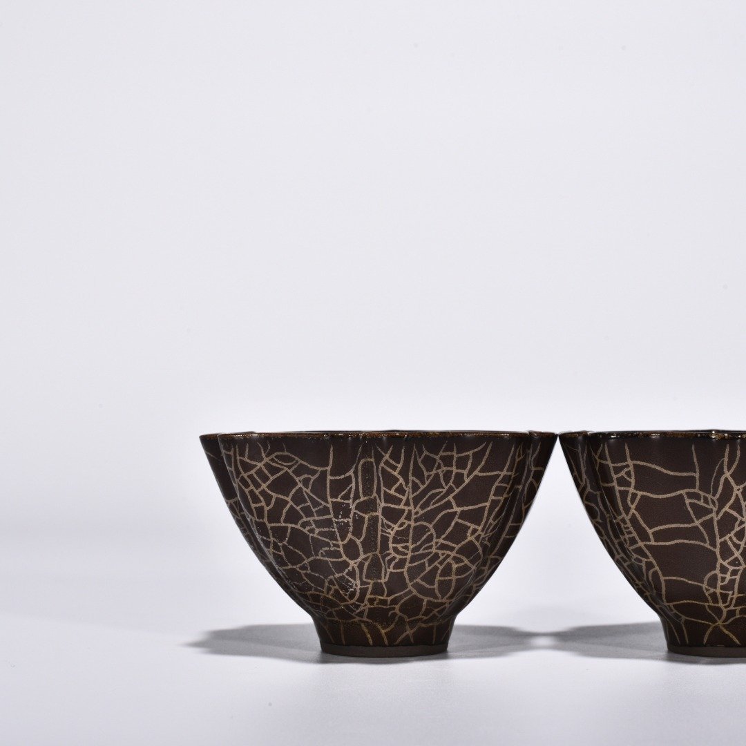 Song Dynasty Six-square cup with scraped edges  Xikou official kiln