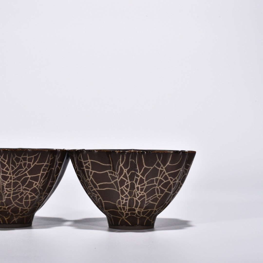 Song Dynasty Six-square cup with scraped edges  Xikou official kiln