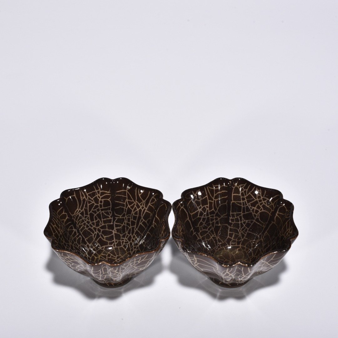 Song Dynasty Six-square cup with scraped edges  Xikou official kiln
