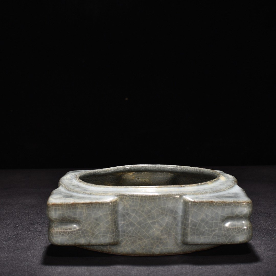 Song Dynasty official kiln Cong-style square washer