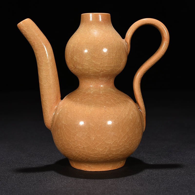 Song Dynasty fried rice-yellow glazed gourd holding pot