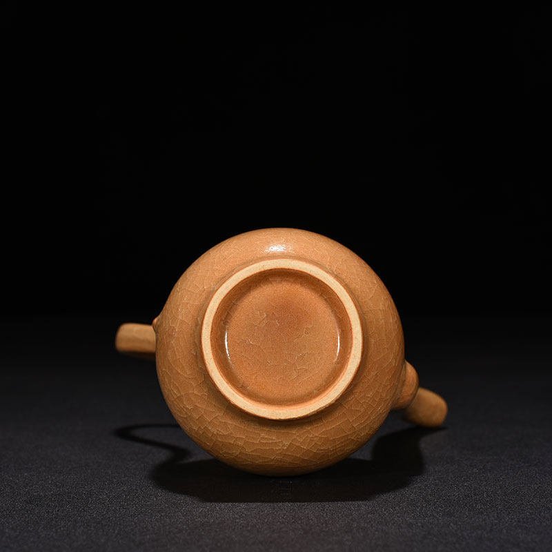 Song Dynasty fried rice-yellow glazed gourd holding pot