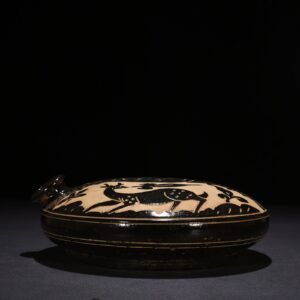 Song Dynasty Cizhou Kiln Inscribed Deer Pattern Flat Pot