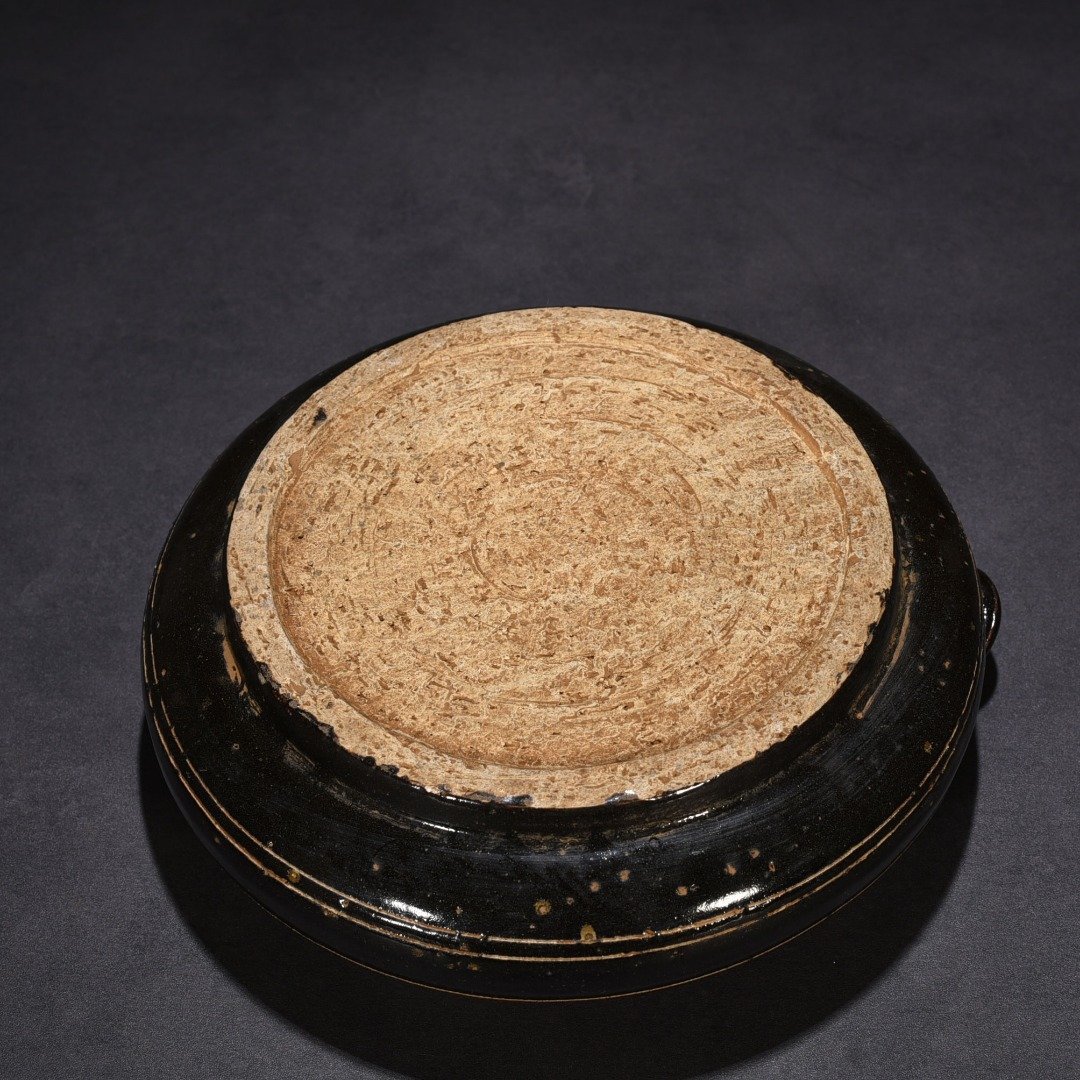 Song Dynasty Cizhou Kiln Inscribed Deer Pattern Flat Pot