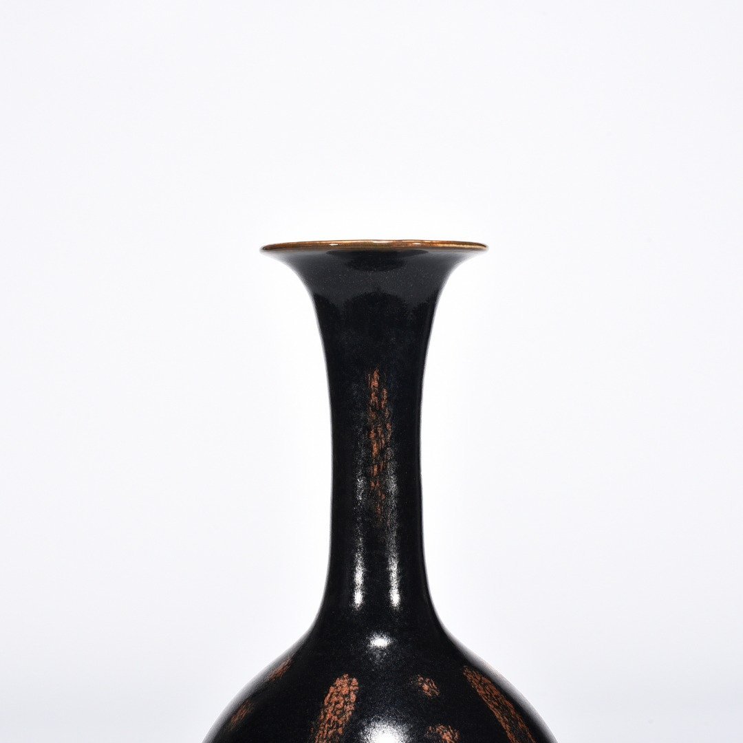 Song Dynasty Cizhou Kiln Rust-stained long-neck jade pot spring vase