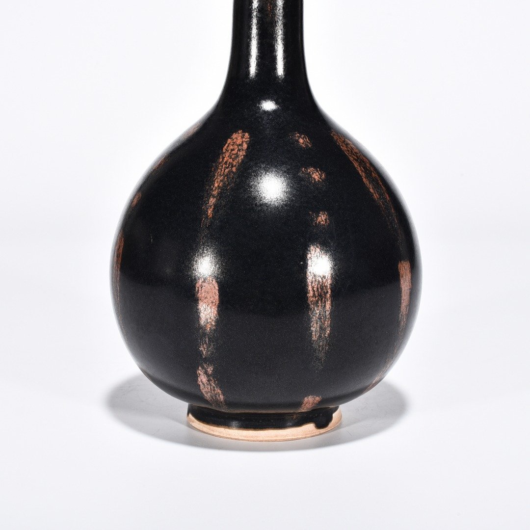 Song Dynasty Cizhou Kiln Rust-stained long-neck jade pot spring vase