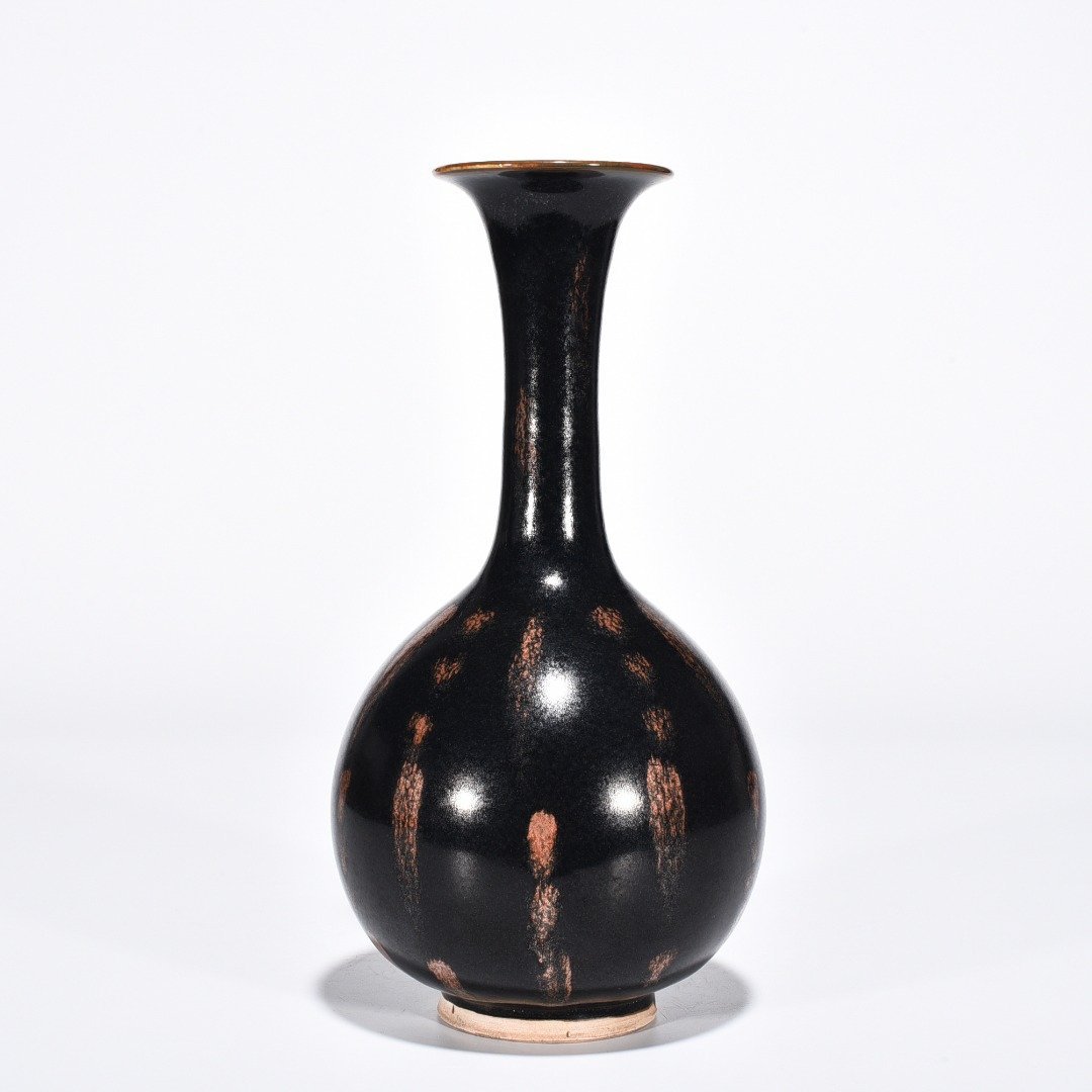 Song Dynasty Cizhou Kiln Rust-stained long-neck jade pot spring vase