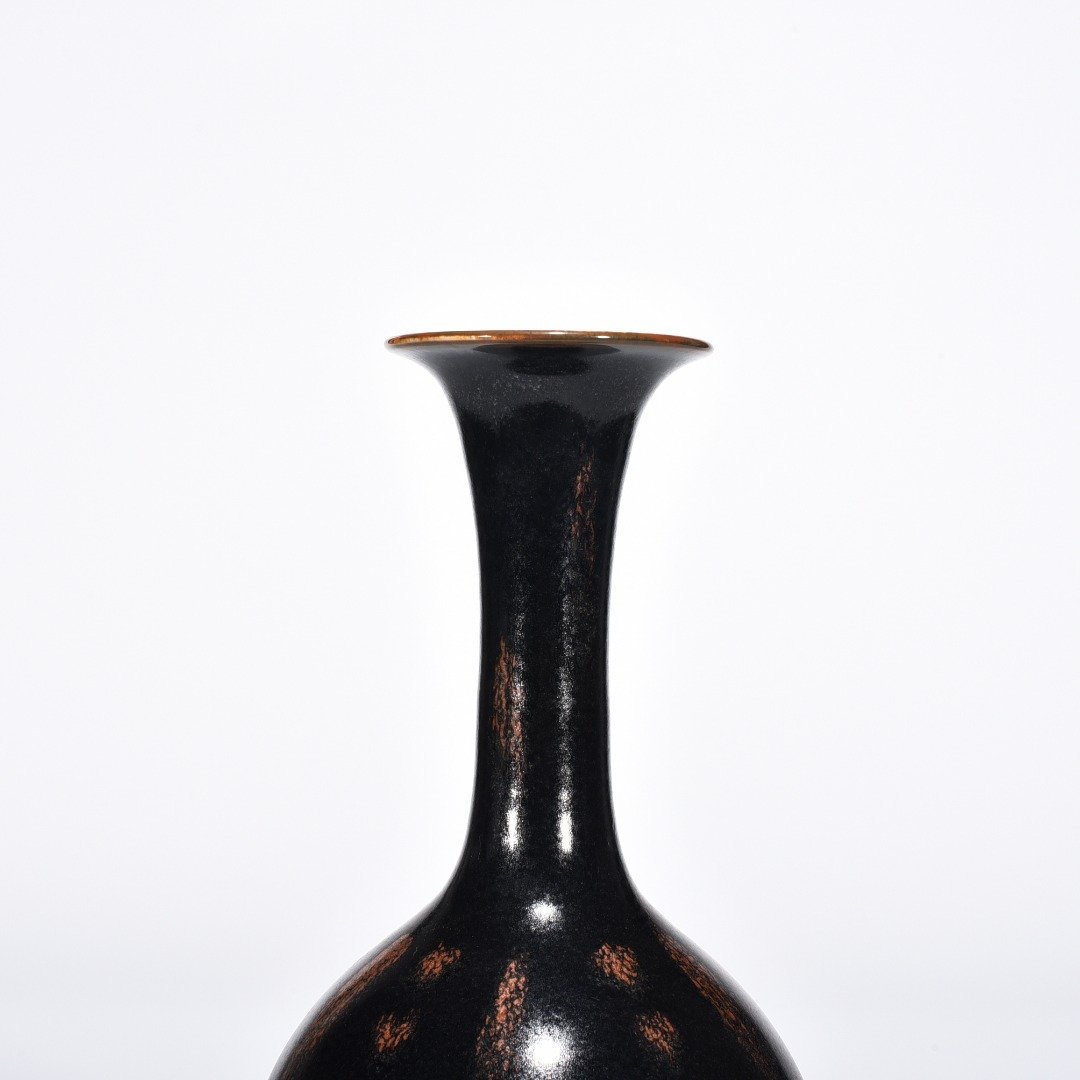 Song Dynasty Cizhou Kiln Rust-stained long-neck jade pot spring vase