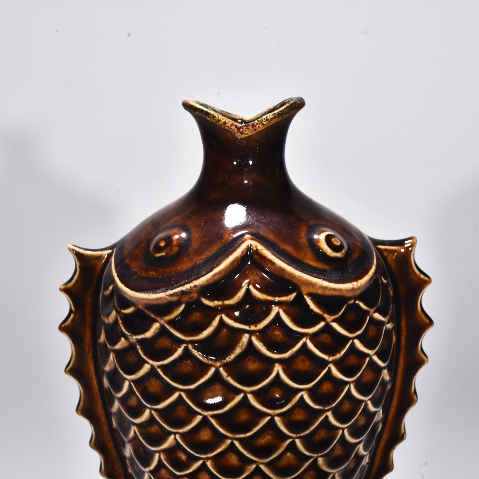 Song Dynasty Ziding double fish pattern bottle