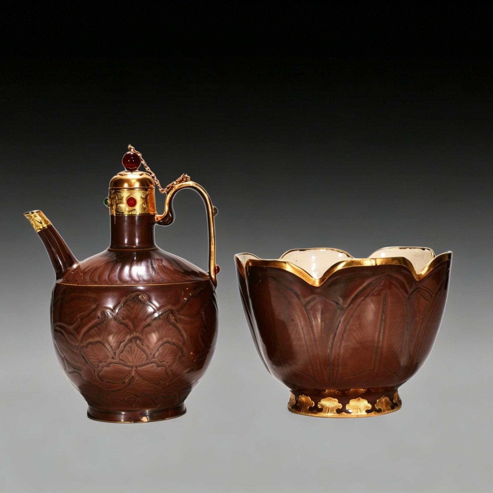 Song Dynasty Ziding banana leaf flower pattern chiseled gilt inlaid gem-set pot