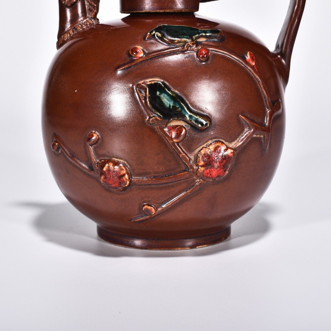 Song Dynasty Ziding plastic ewer with flower and bird patterns