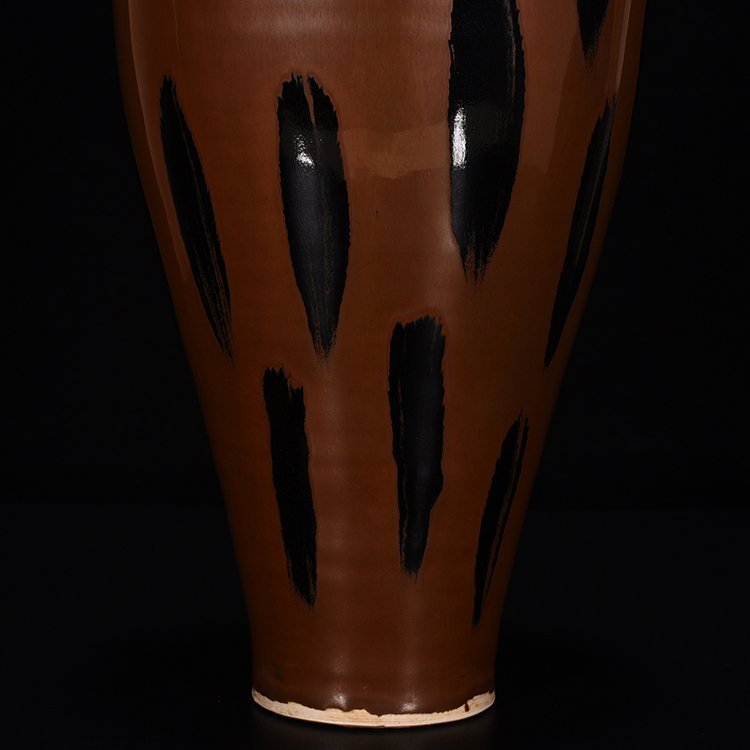 Song Dynasty Ziding rust-spotted plum vase