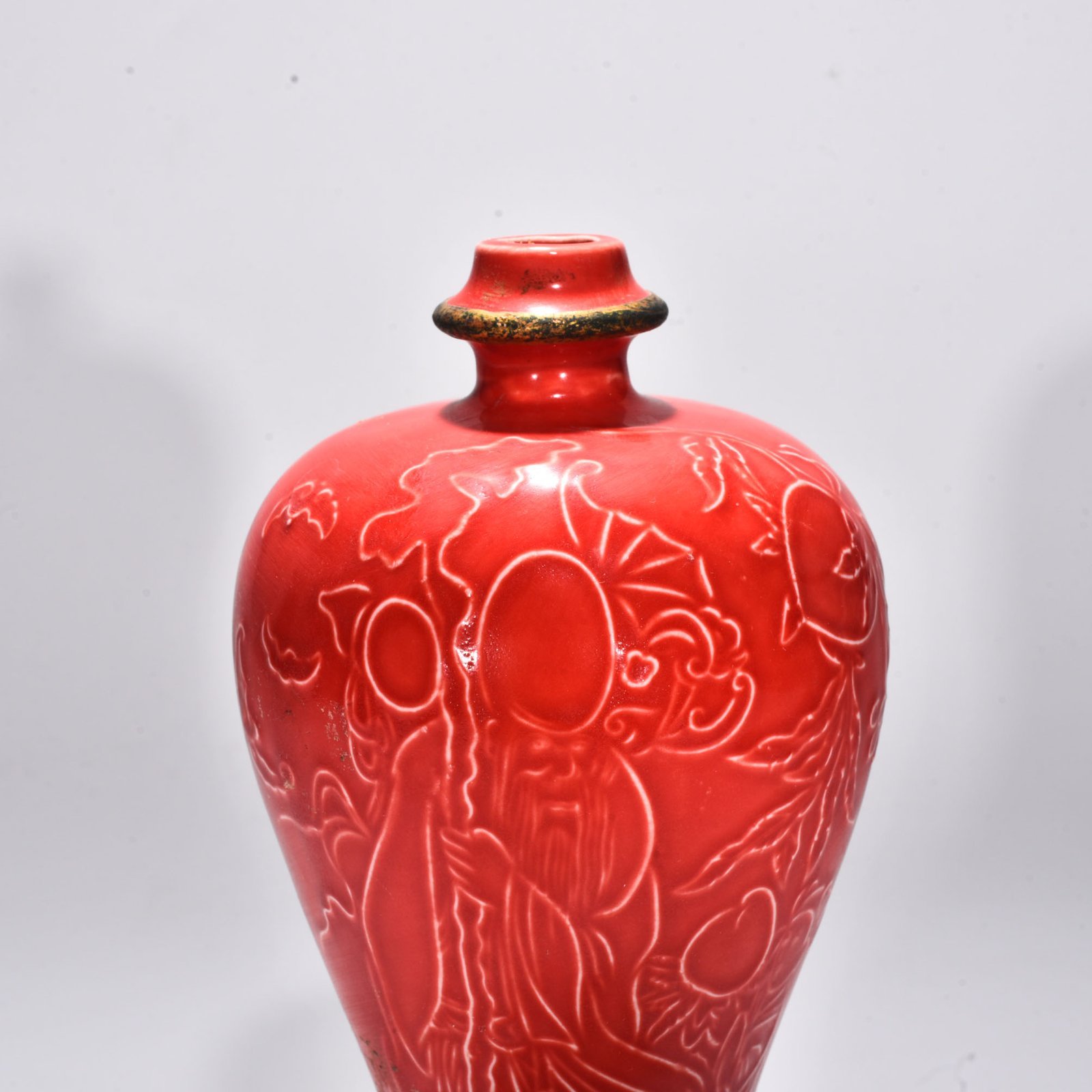 Song Dynasty Hong longevity star plum vase