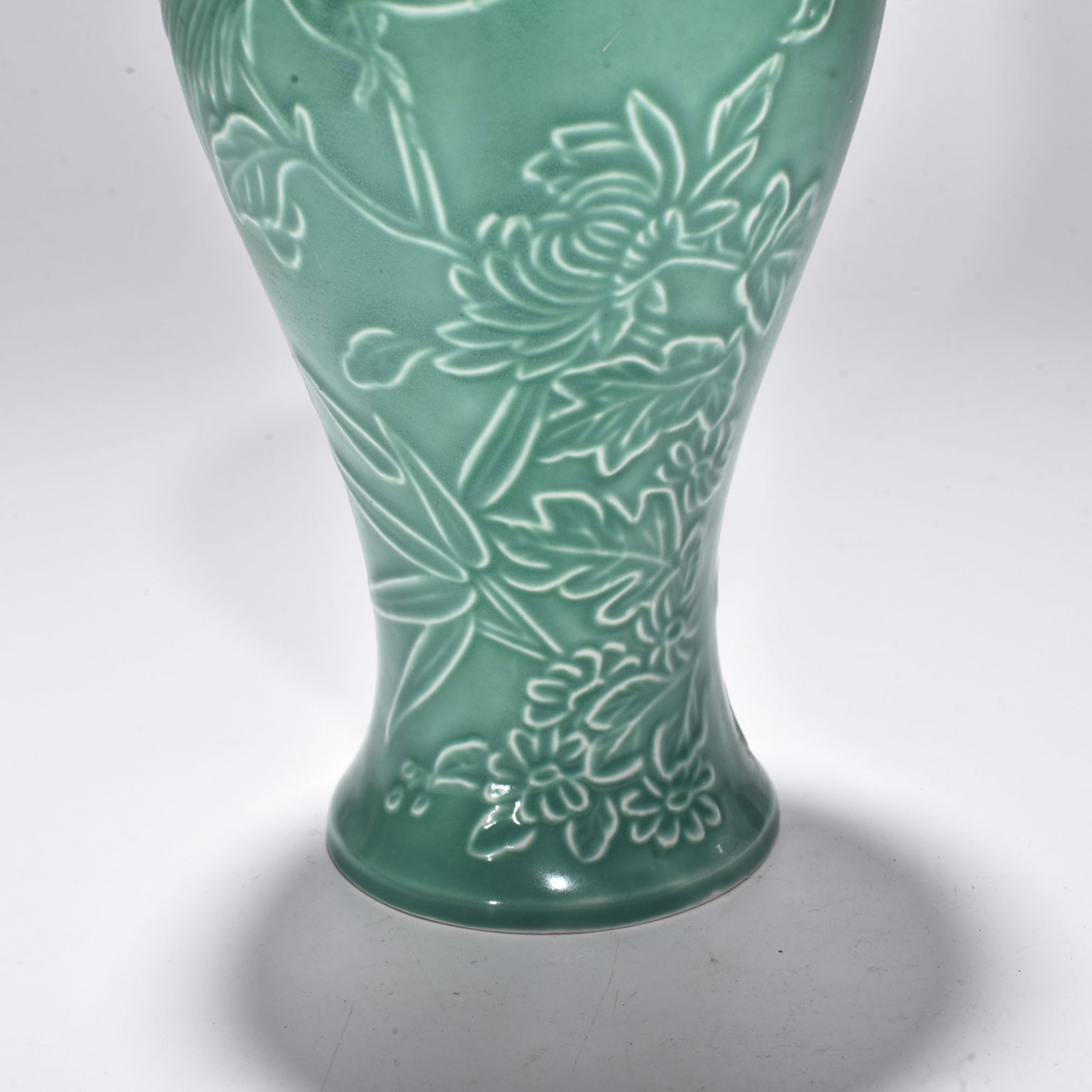 Song Dynasty Luding bamboo plum vase