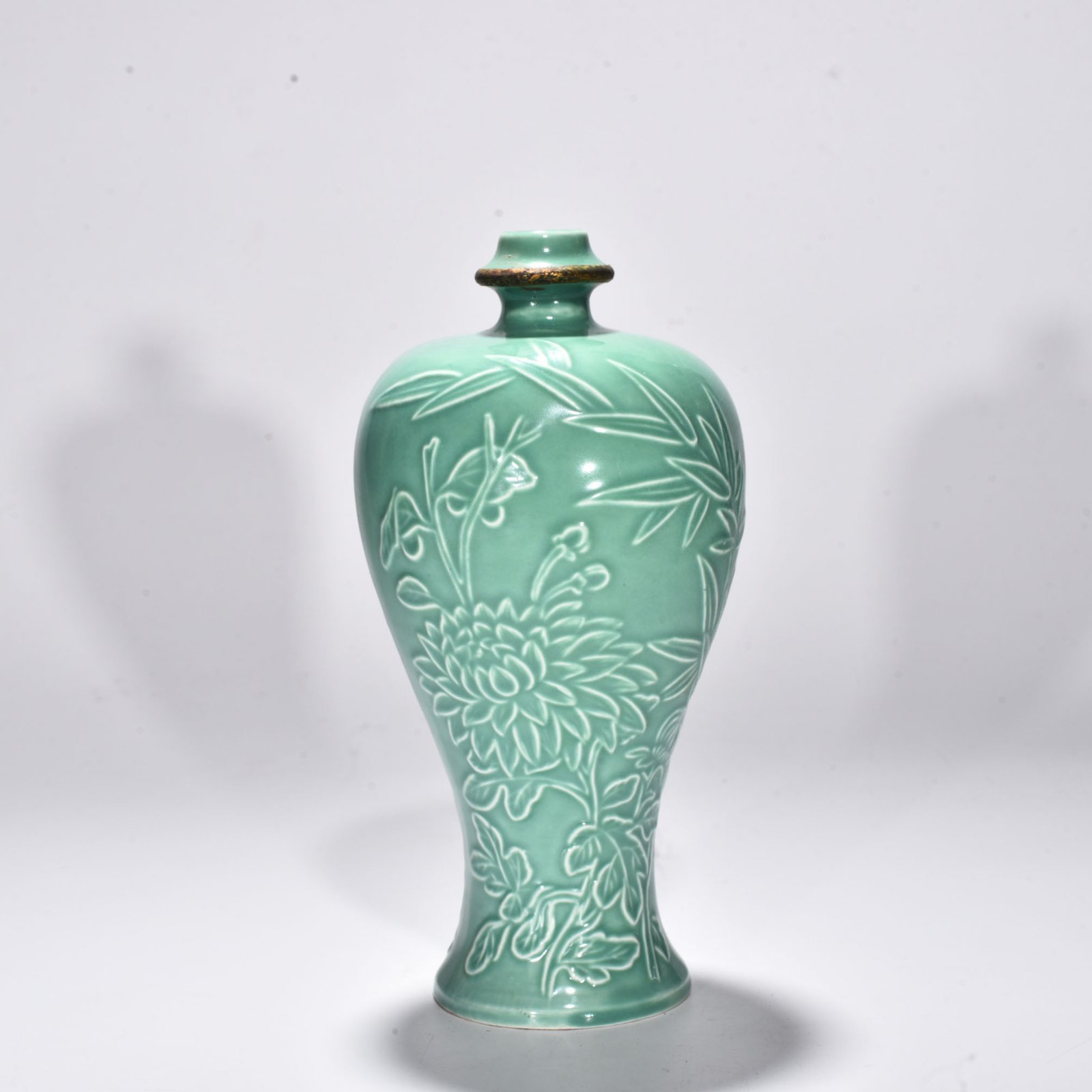 Song Dynasty Luding bamboo plum vase
