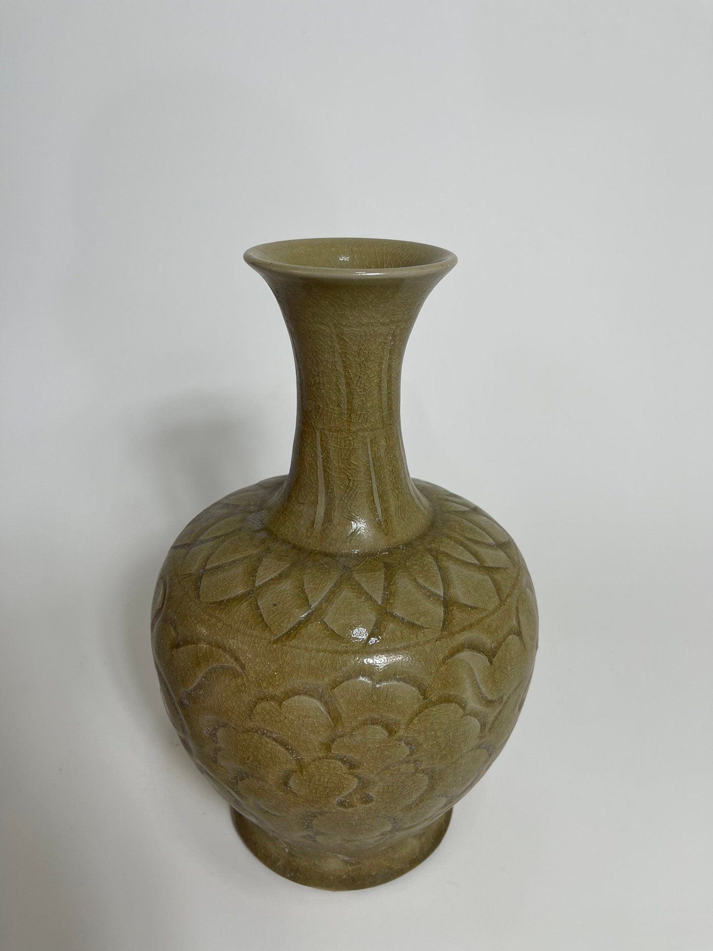 Song Dynasty Yaozhou kiln carved flower and peony vase