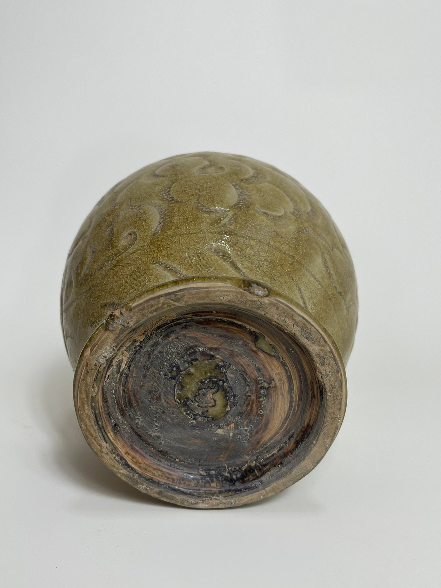 Song Dynasty Yaozhou kiln carved flower and peony vase