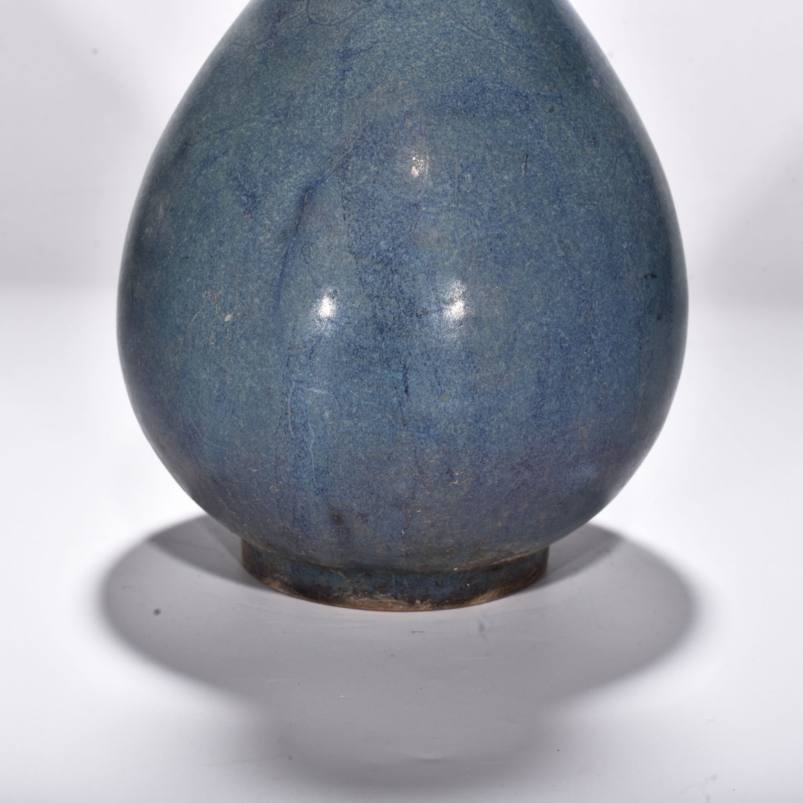 Song Dynasty Jun kiln lilac purple glaze earthworm mud pattern jade pot spring vase