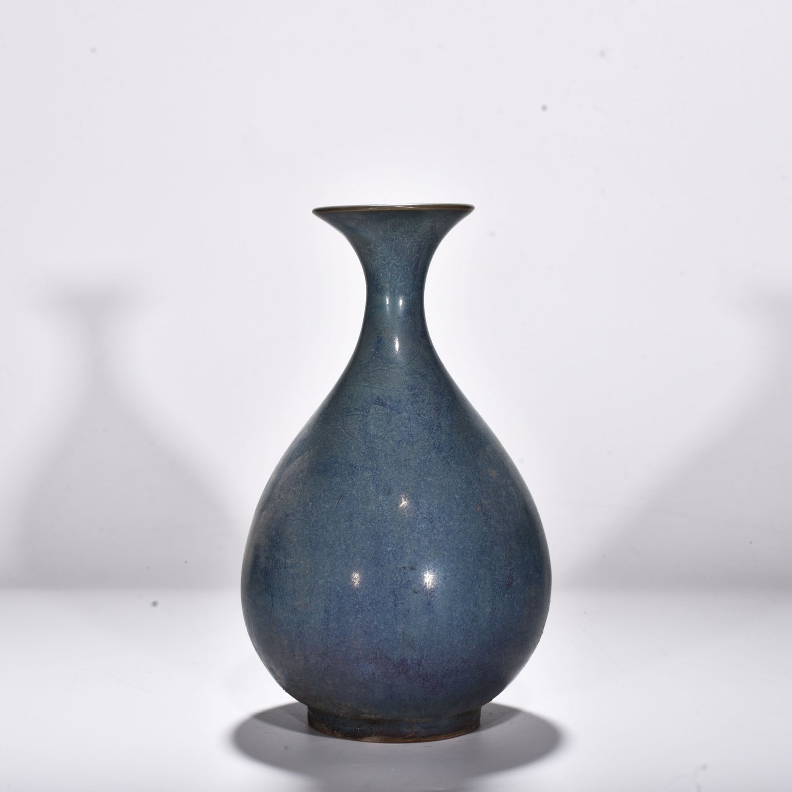 Song Dynasty Jun kiln lilac purple glaze earthworm mud pattern jade pot spring vase